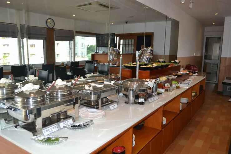 Royal Hotel 河内 外观 照片
