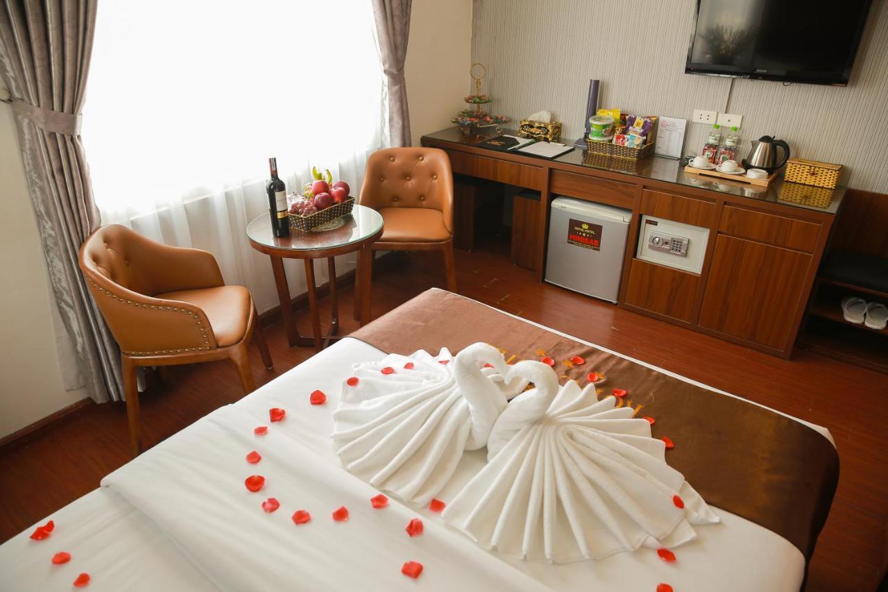 Royal Hotel 河内 外观 照片