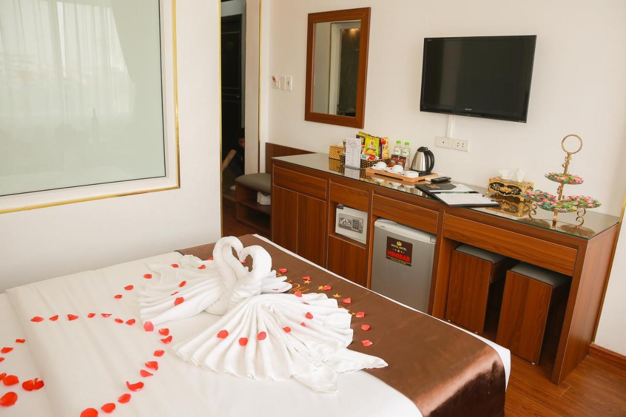 Royal Hotel 河内 外观 照片
