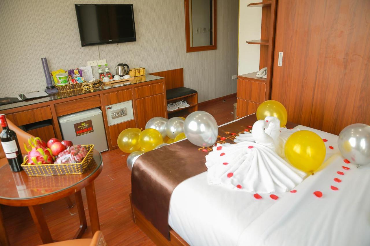 Royal Hotel 河内 外观 照片