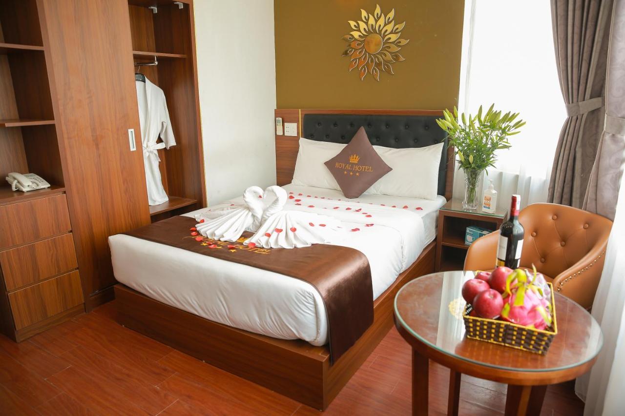Royal Hotel 河内 外观 照片